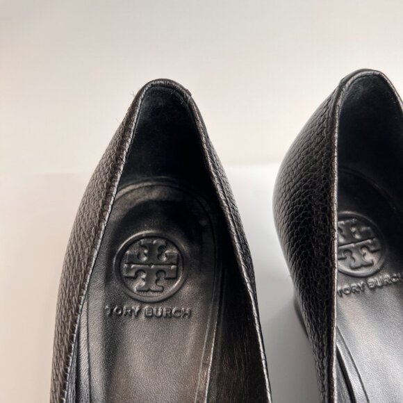 Tory Burch Wedge Women 9 Leather Pebble Sally Medallion Heel Work Party Core Ex - Picture 4 of 13